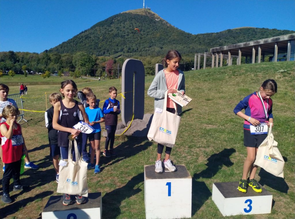 Podium d'une des courses enfant "Les Petites Bombes".